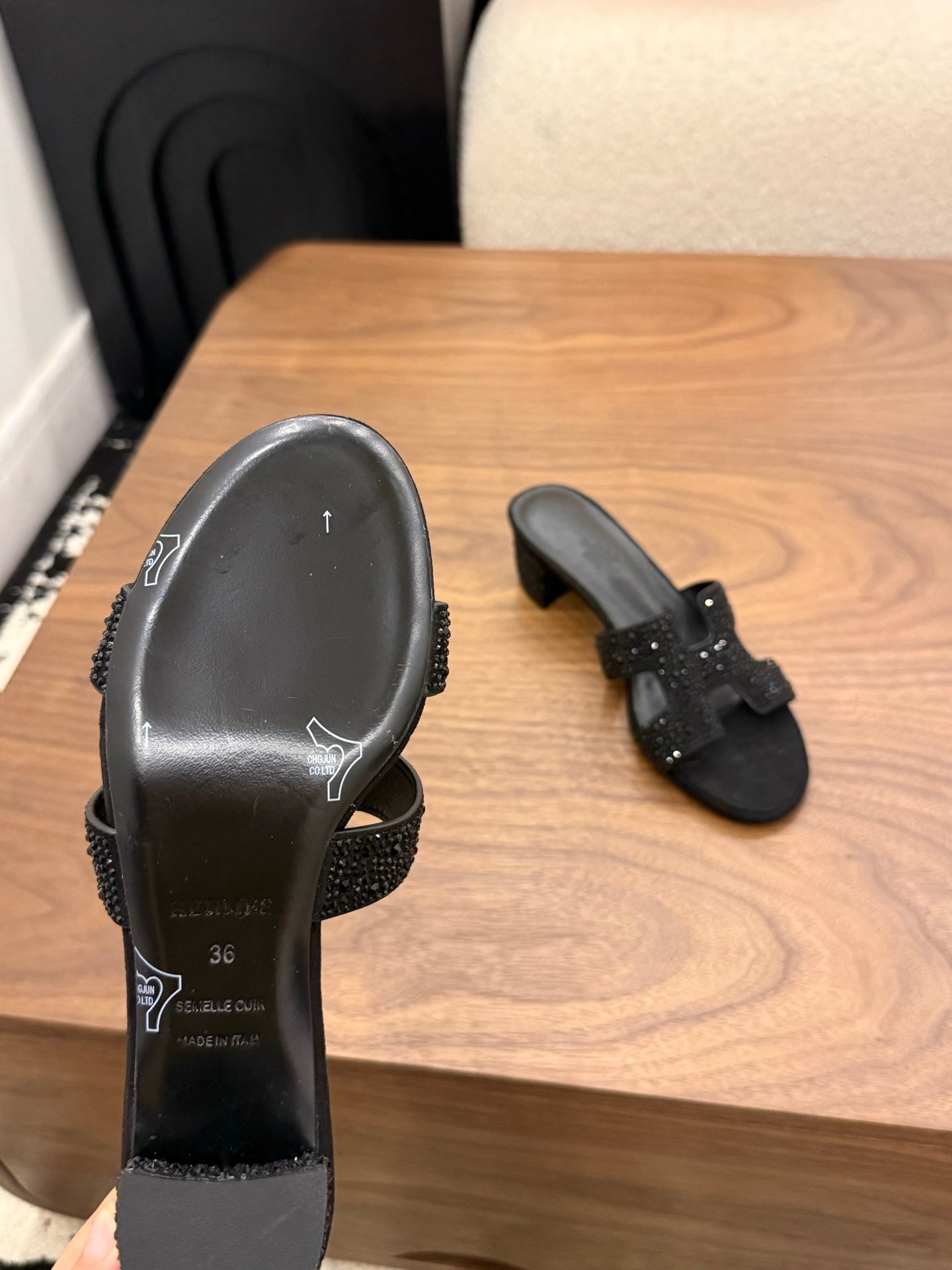 HM 26S OASIS SANDAL IN BLACK SUEDE WITH CRYSTALS