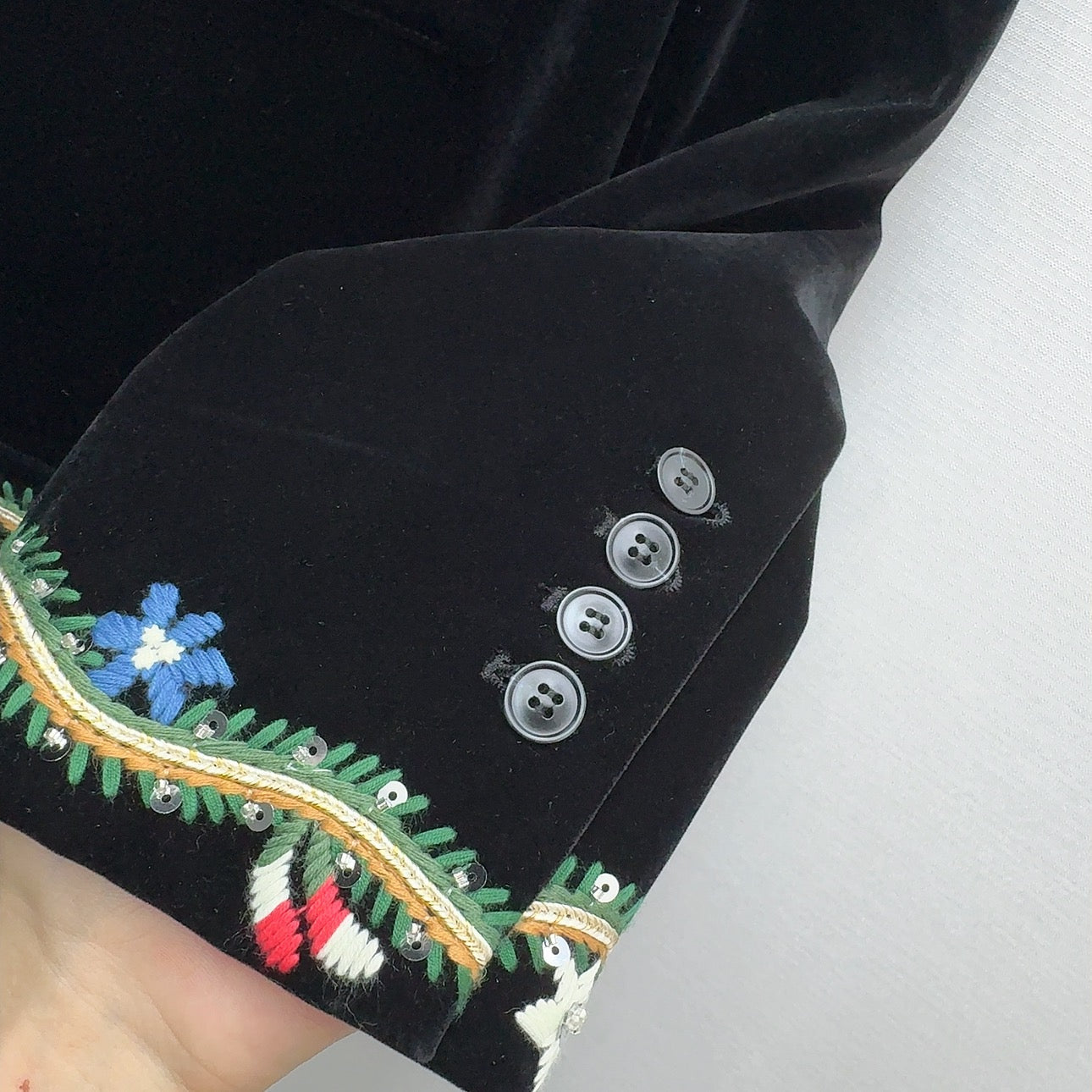 VALENTINO 26S VELVET JACKET STYLE 81