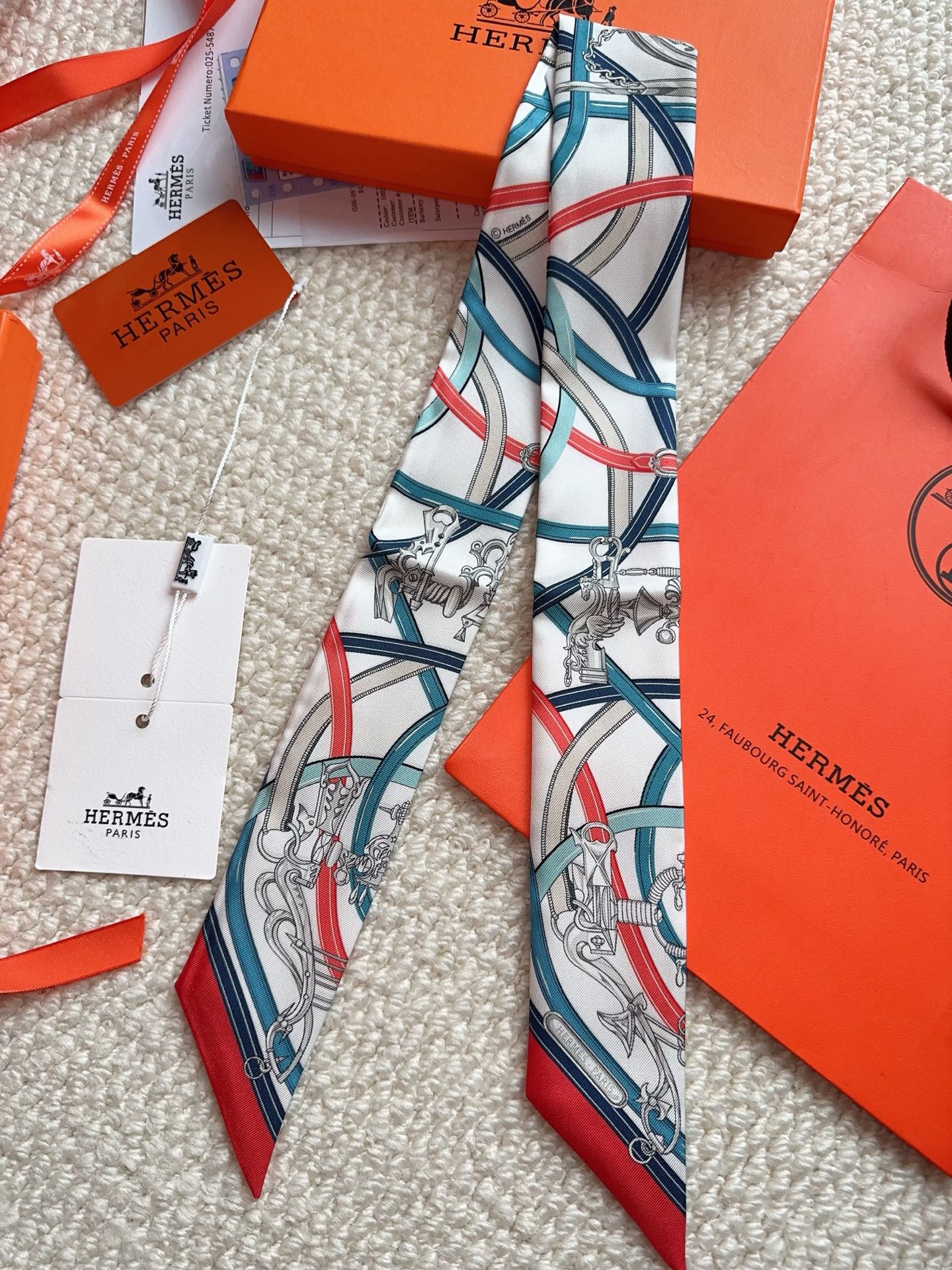HERMES 26S SCARF 86 IN SILK 309611