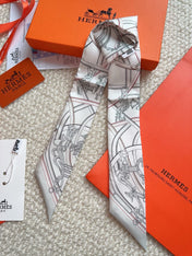 HERMES 26S SCARF 86 IN SILK 309615