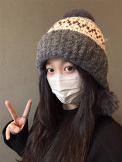 BEANIE HAT IN COLORFUL WOOL 394008