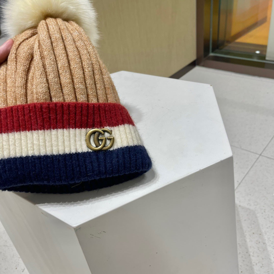 BEANIE HAT IN COLORFUL WOOL 434721