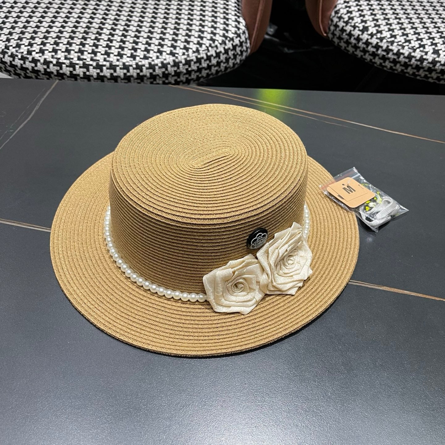 CHANEL 26S PEARL & ROSETTE STRAW BOATER HAT 337932