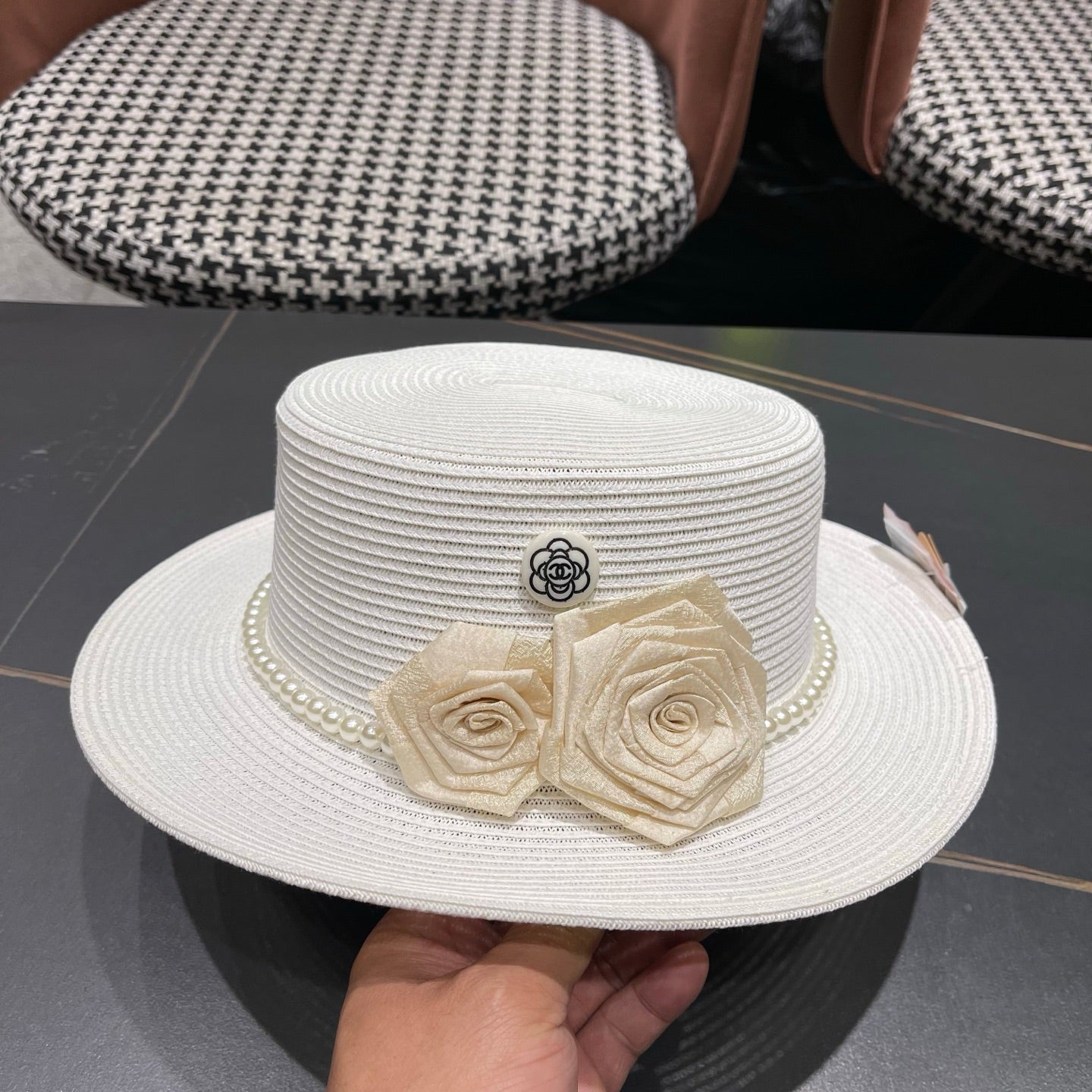 CHANEL 26S PEARL & ROSETTE STRAW BOATER HAT 337935