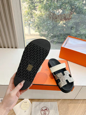 CHYPRE SANDAL IN WHITE MIX BLACK LIZARD SKIN