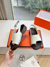 FLAT SANDAL IN WHITE CALFSKIN