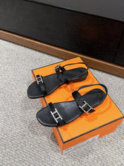 BUCKLE SANDAL BLACK CALFSKIN