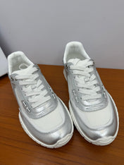 DIOR 26S SNEAKERS IN WHITE AND SILVER CALFSKIN AND MESH