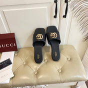 GUCCI 26S SLIDES IN BLACK CALFSKIN
