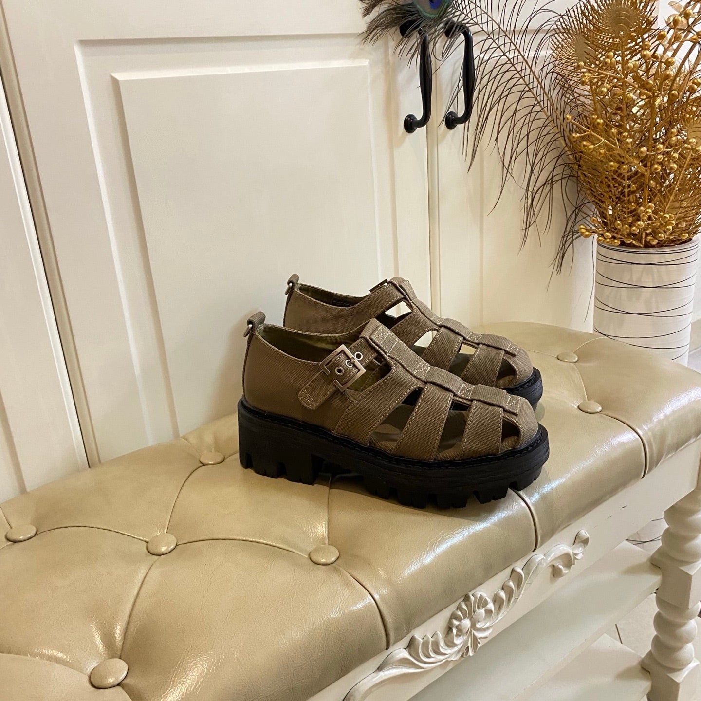 PRADA 26S BUCKLE FISHERMAN SANDALS CHUNKY SOLE IN BROWN CANVAS