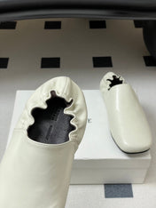 CELINE 26S ELASTIC-BACK FLAT SHOES IN WHITE LAMBSKIN