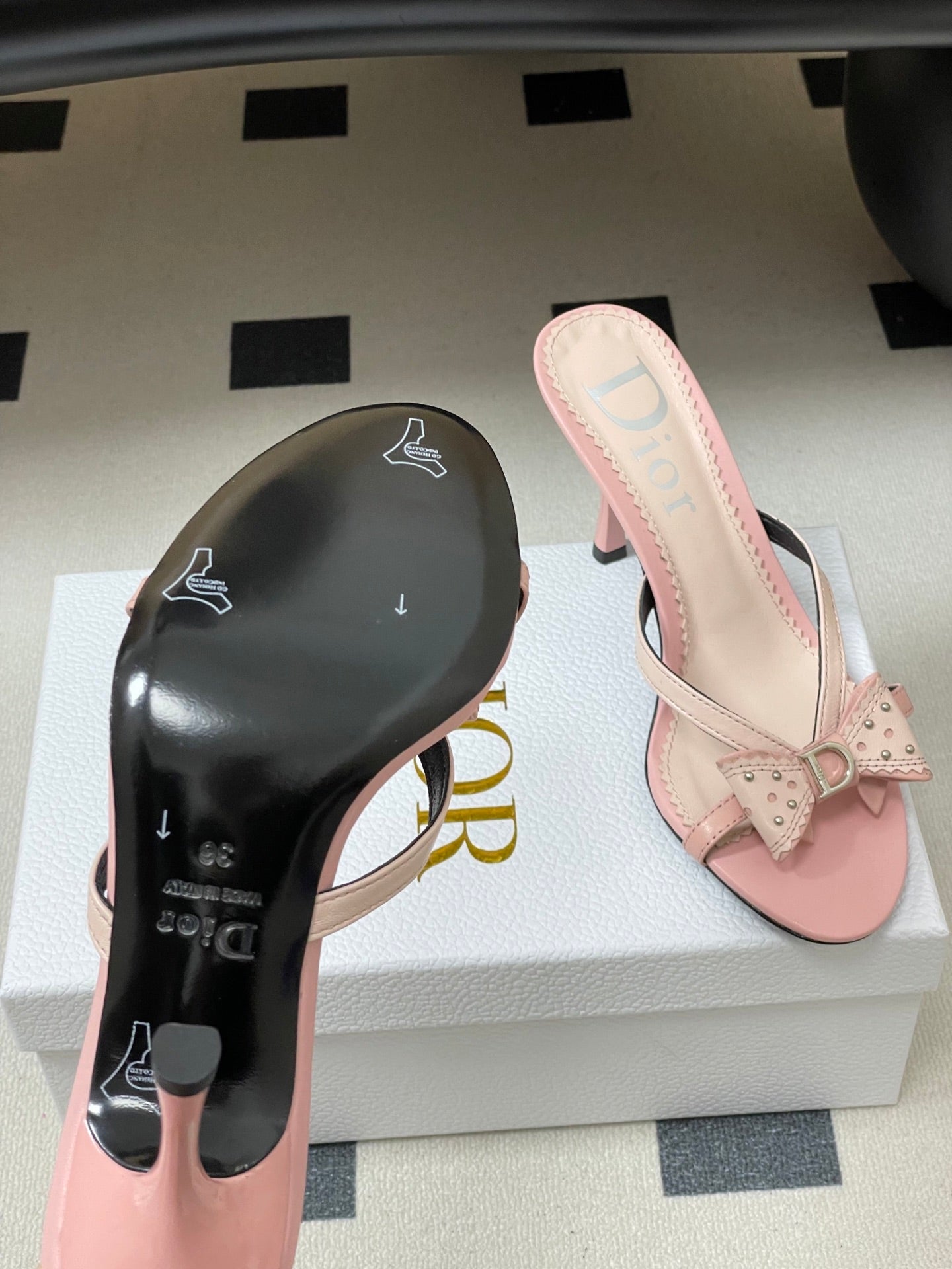 DIOR 26S HIGH HEEL SANDALS 100 MM IN LIGHT PINK CALFSKIN