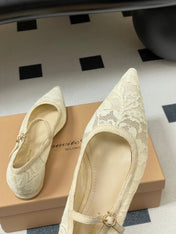 GIANVITO ROSSI 26S MARY JANE IN CREAM WHITE LACE