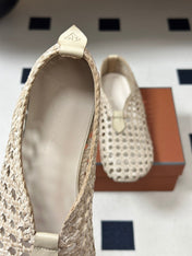 LP 26S BALLET FLATS IN CREAM WHITE CALFSKIN WITH BASKETWEAVE DESIGN