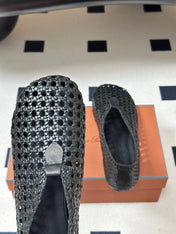 LP 26S BALLET FLATS IN BLACK CALFSKIN WITH BASKETWEAVE DESIGN
