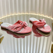 LACE SANDALS IN BRIGHT PINK VELVET