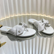 LACE SANDALS IN WHITE CALFSKIN
