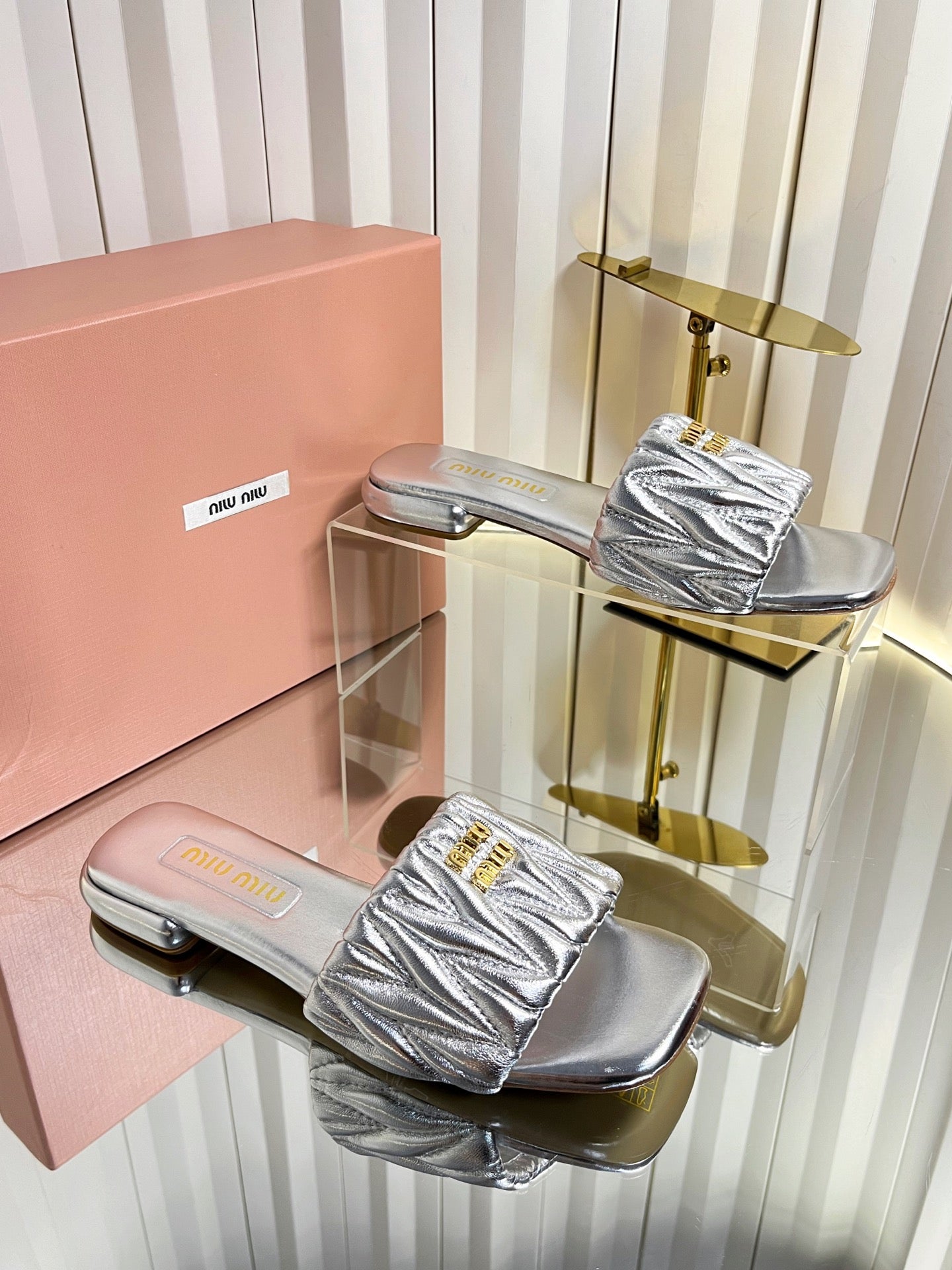 MIUMIU 26S MATELASSE SLIDES IN SILVER CALFSKIN GOLD HARDWARE
