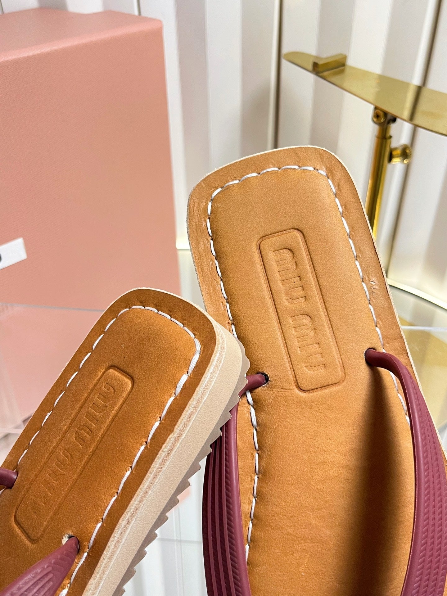 MIUMIU 26S THONG FLAT SANDALS IN BURGUNDY RED CALFSKIN