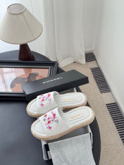 SLIPPERS IN WHITE SHEEPSKIN MIX FABRIC AND STRAPS BASE