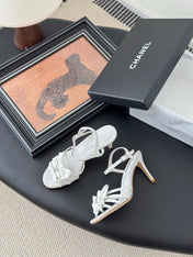 HIGH HEELS SANDALS IN WHITE SHEEPSKIN