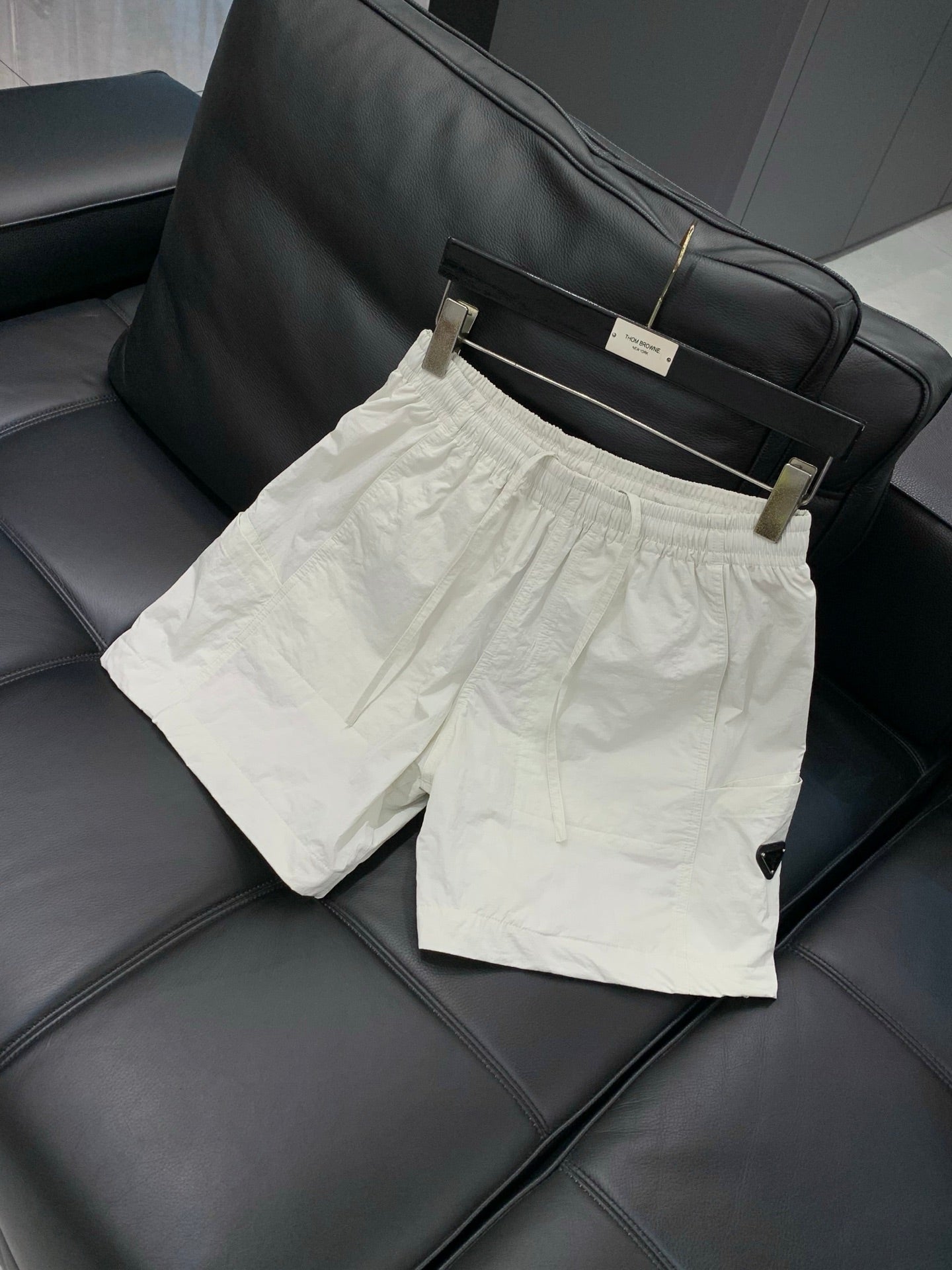 PRADA 26S SHORTS STYLE 970