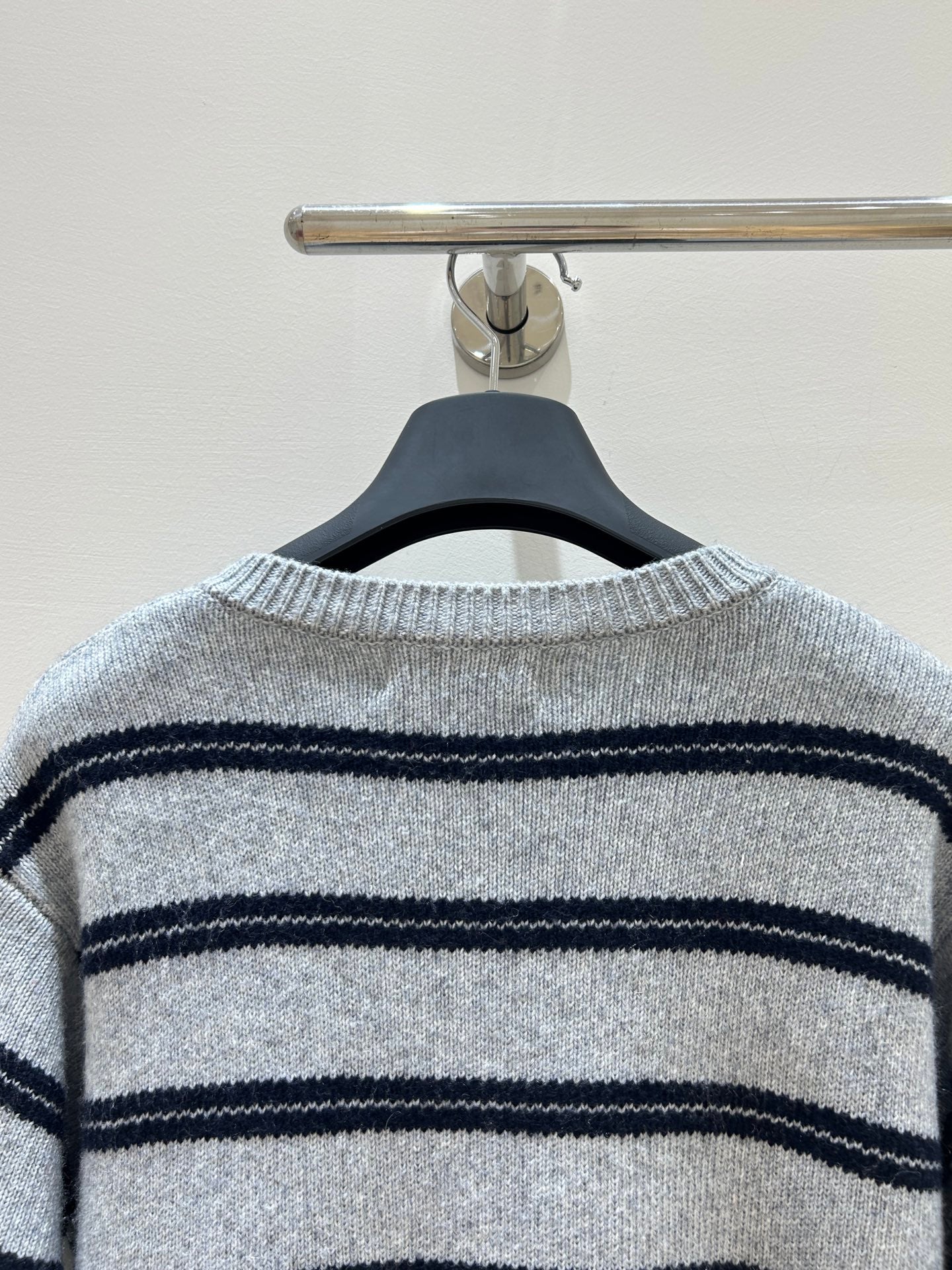 MIUMIU 26S CREWNECK KNIT CARDIGAN 1314