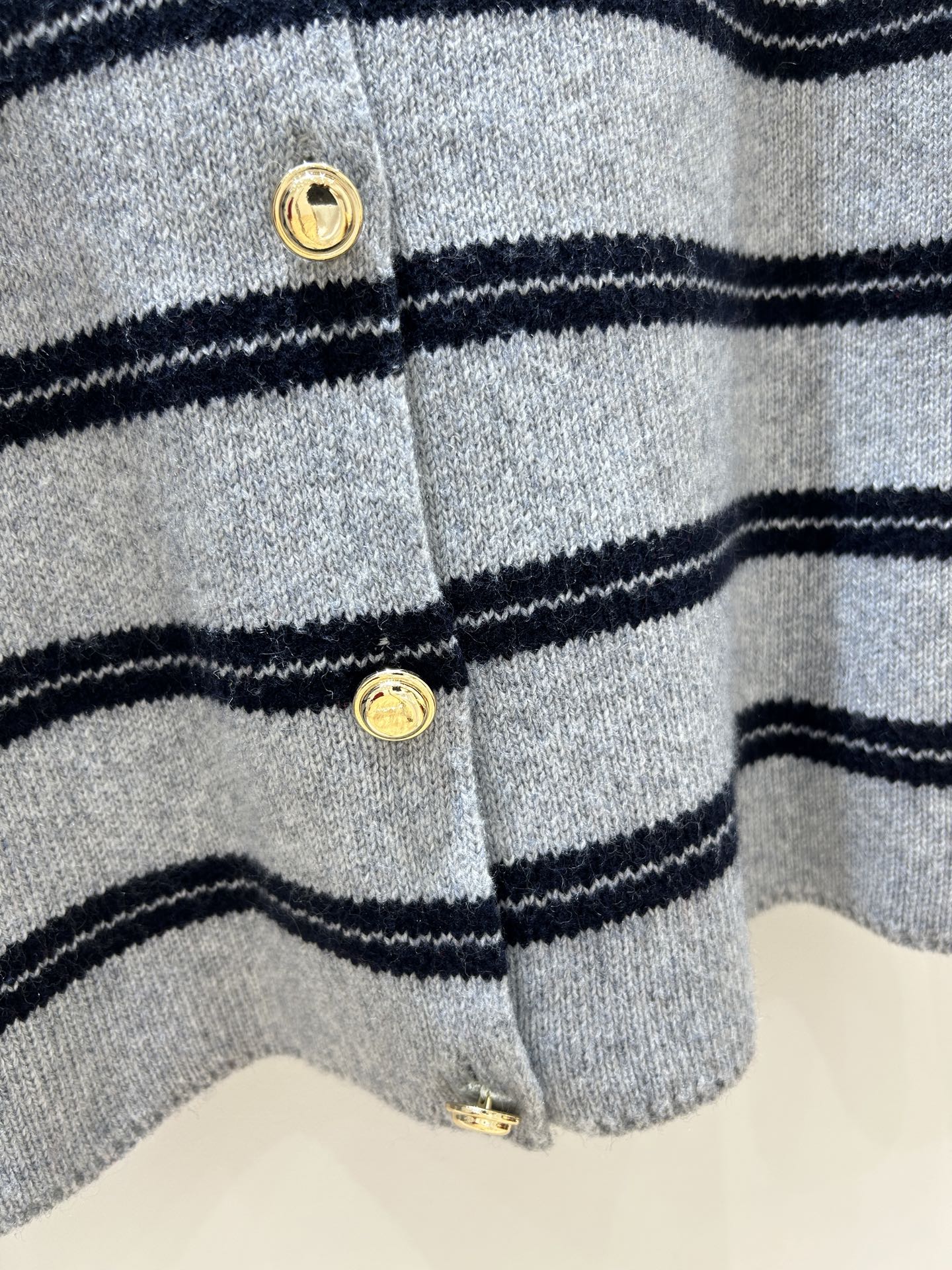 MIUMIU 26S CREWNECK KNIT CARDIGAN 1314