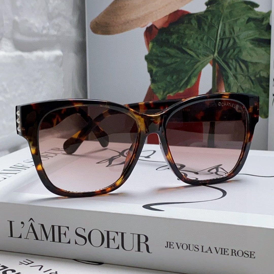 CHANEL 26S OVAL FRAME IN ACETATE 399816