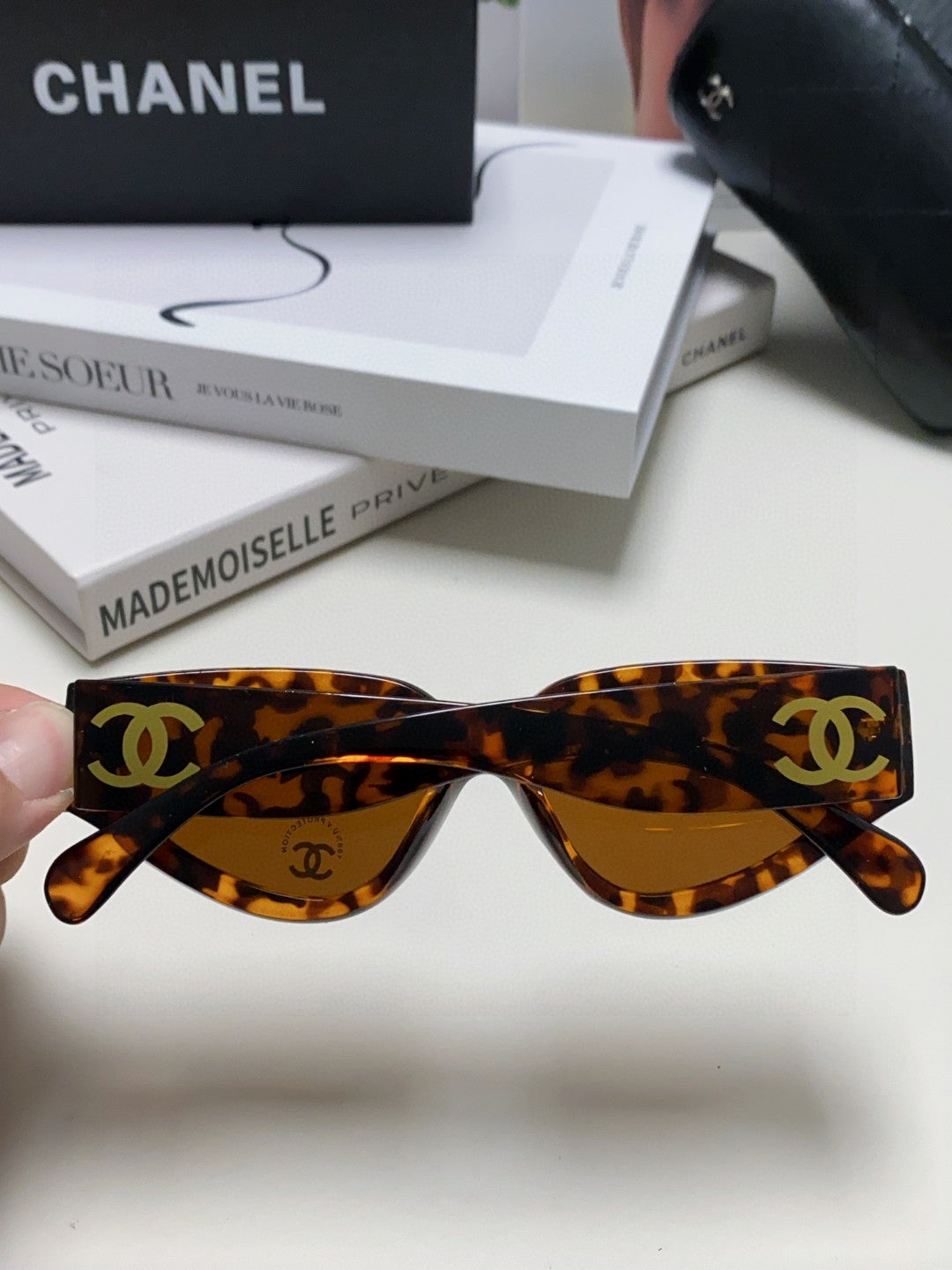 CHANEL 26S CAT EYE FRAME IN ACETATE 399819