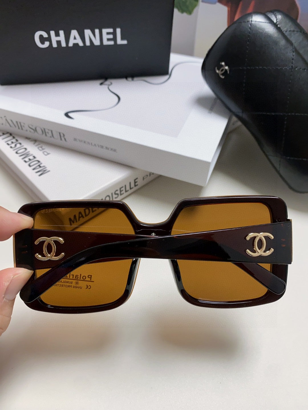 CHANEL 26S OVERSIZED SQUARE SHAPE IN ACETATE 399827