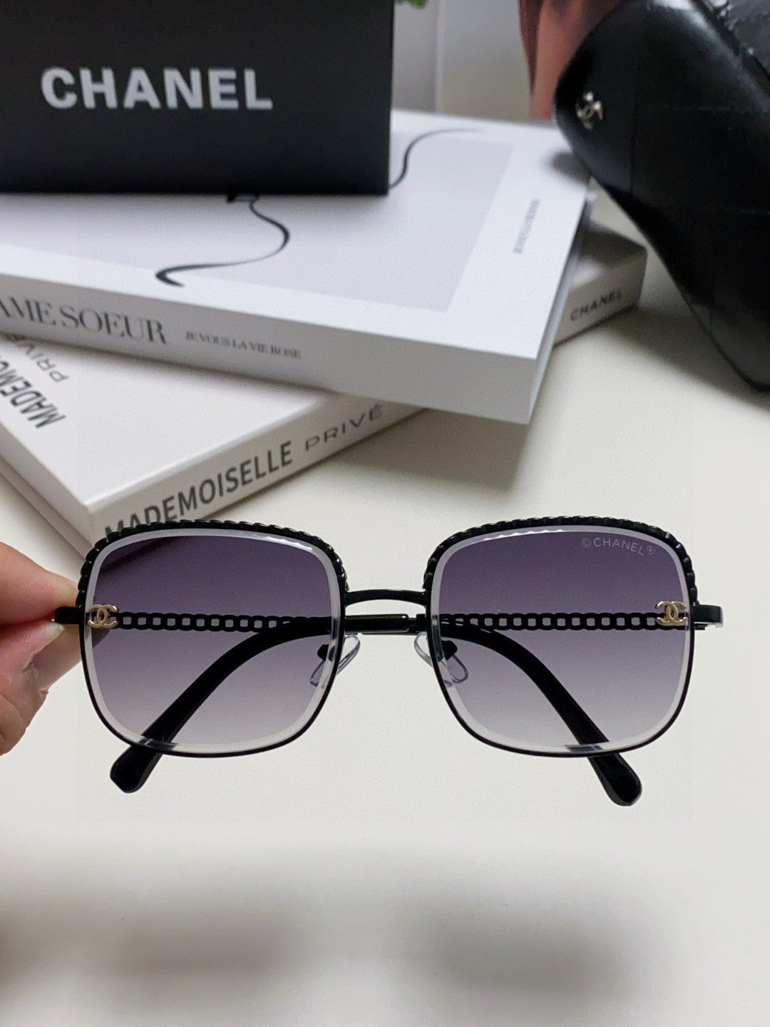 CHANEL 26S RECTANGULAR FRAMES IN ACETATE 399851