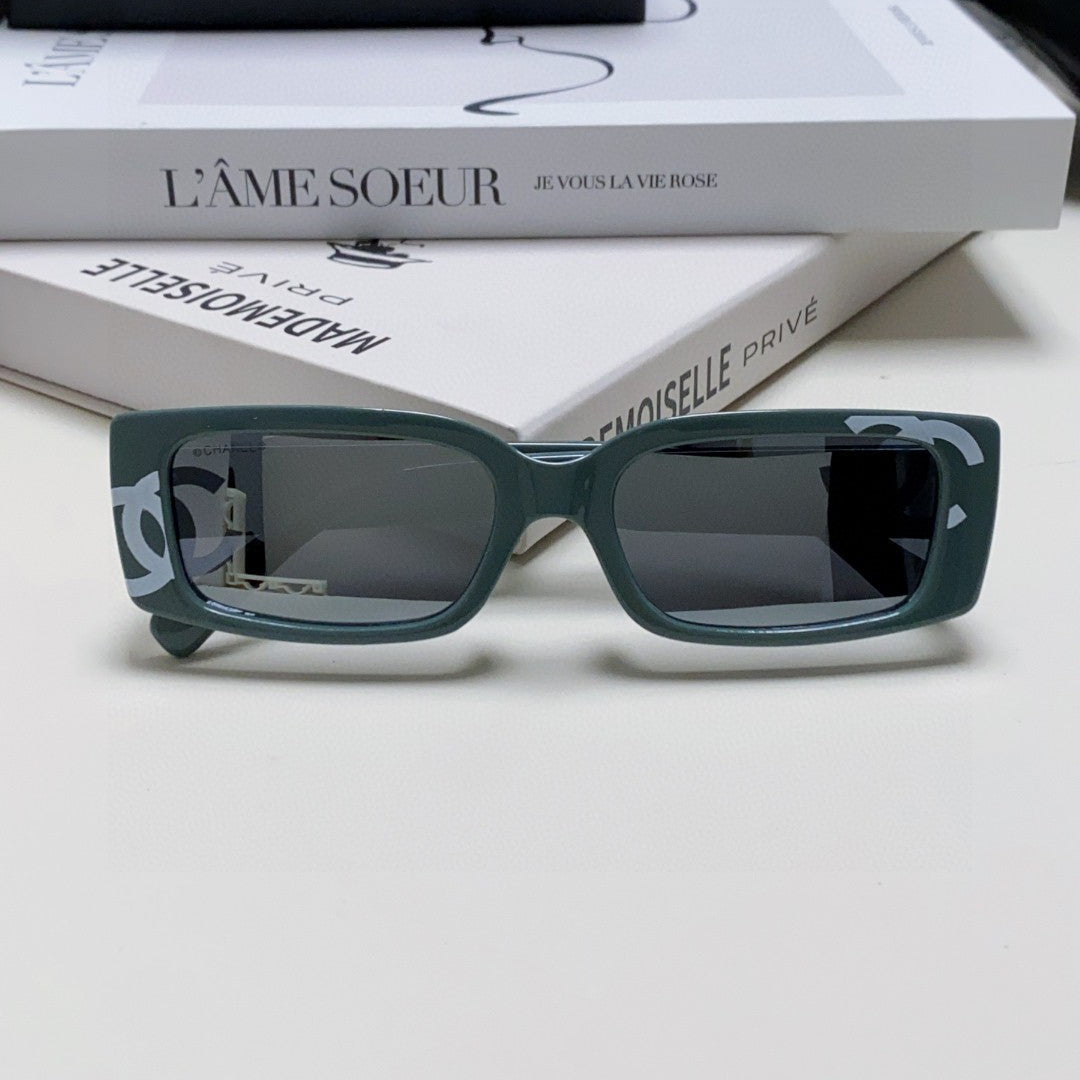 CHANEL 26S RECTANGULAR FRAMES IN ACETATE 399857