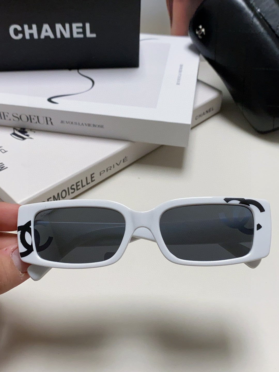 CHANEL 26S RECTANGULAR FRAMES IN ACETATE 399859