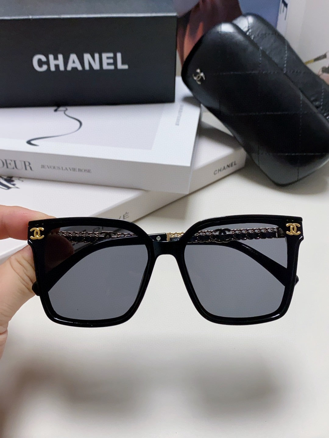 CHANEL 26S ROUNDED SQUARE FRAME IN ACETATE 404631