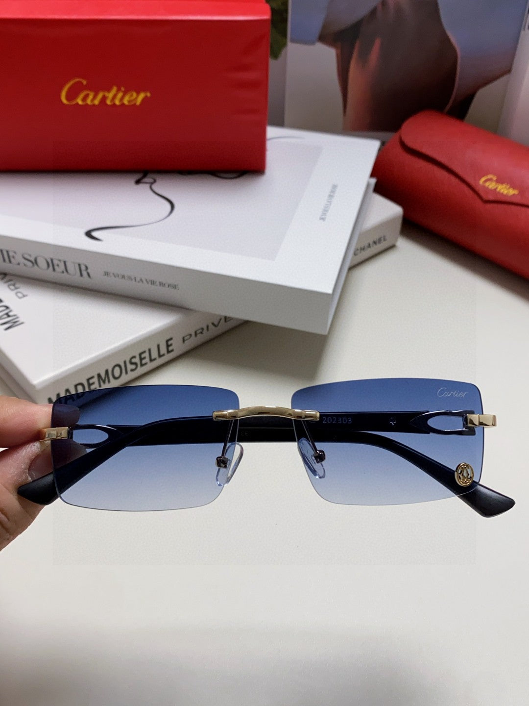 CARTIER 26S RIMLESS RECTANGULAR FRAME IN METAL 439510
