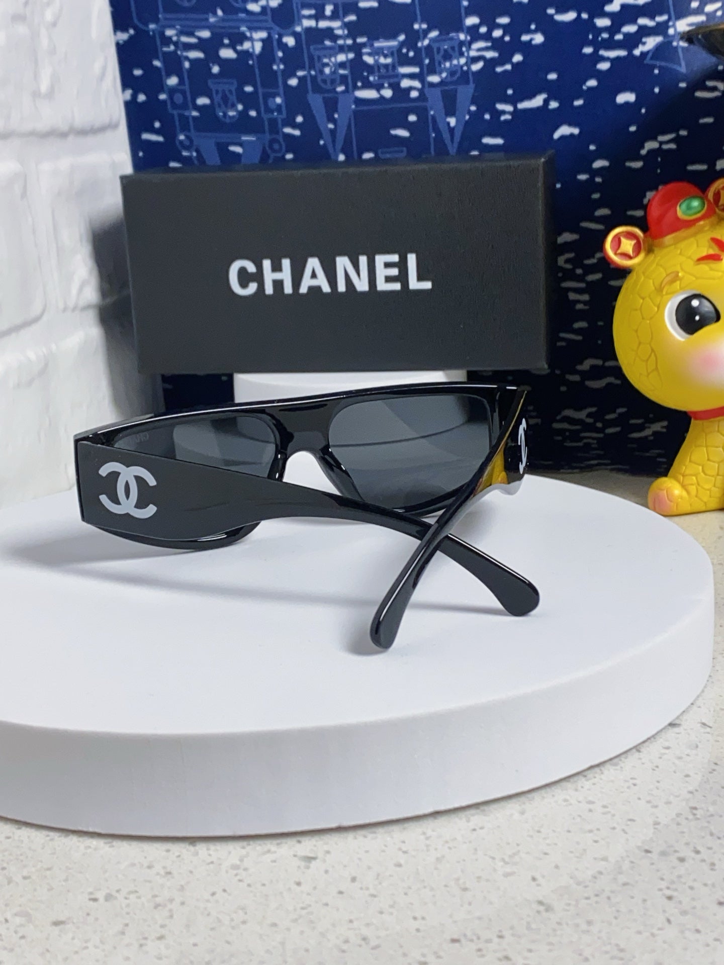 CHANEL 26S SHIELD FRAME IN ACETATE 417174