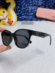 RUNWAY SUNGLASSES 567504 IN BLACK ACETATE SILVER LOGO BLACK LENSES