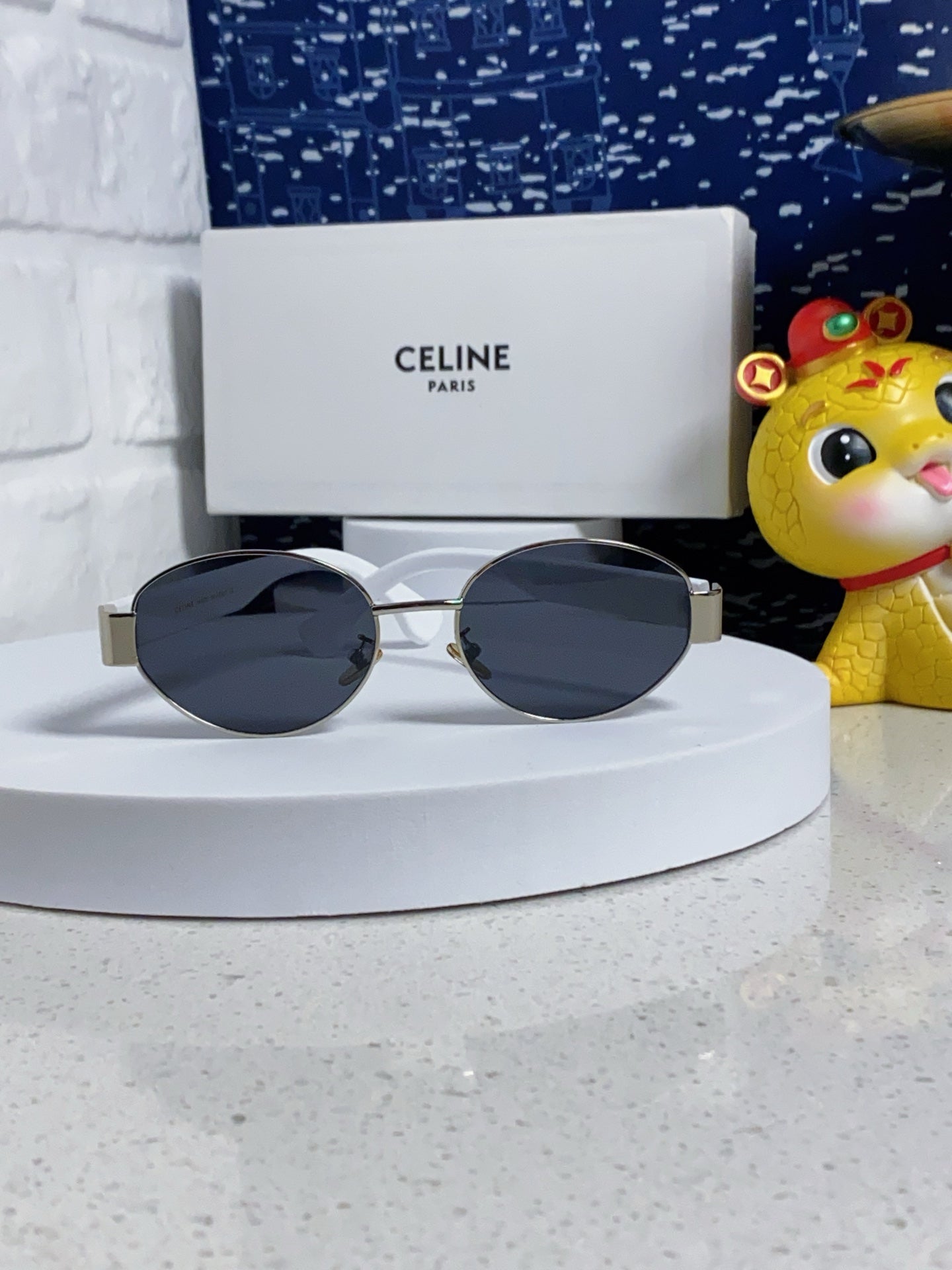 CELINE 26S SHIELD FRAME IN METAL 426338