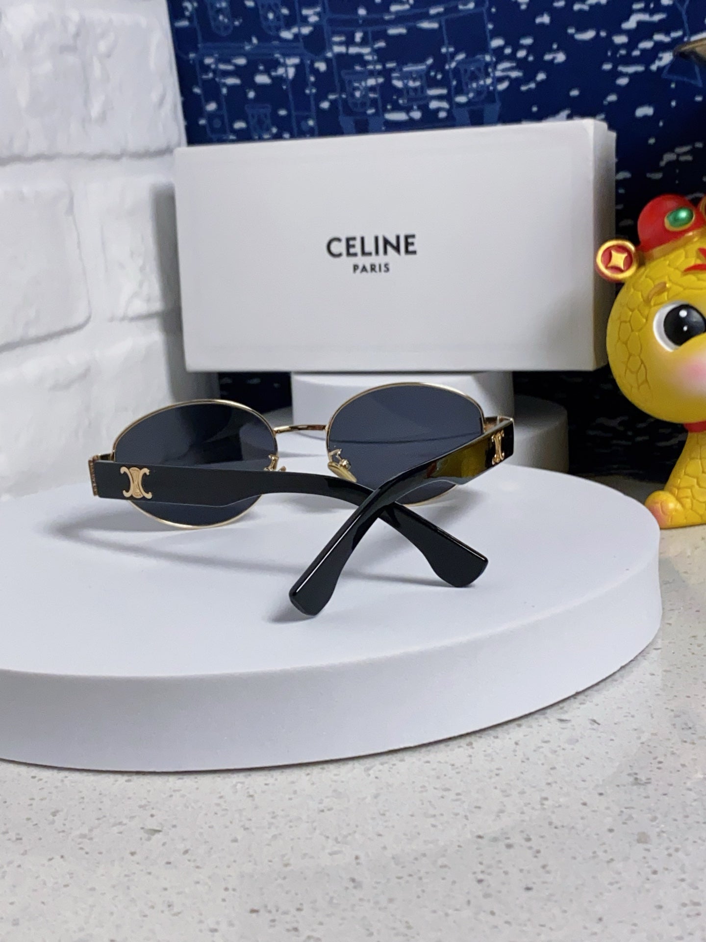 CELINE 26S SHIELD FRAME IN METAL 426340