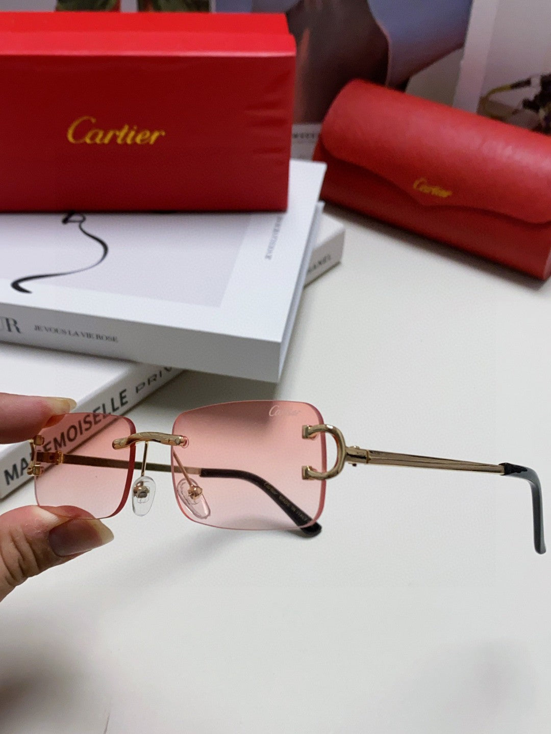 CARTIER 26S RECTANGULAR FRAME IN METAL 443357