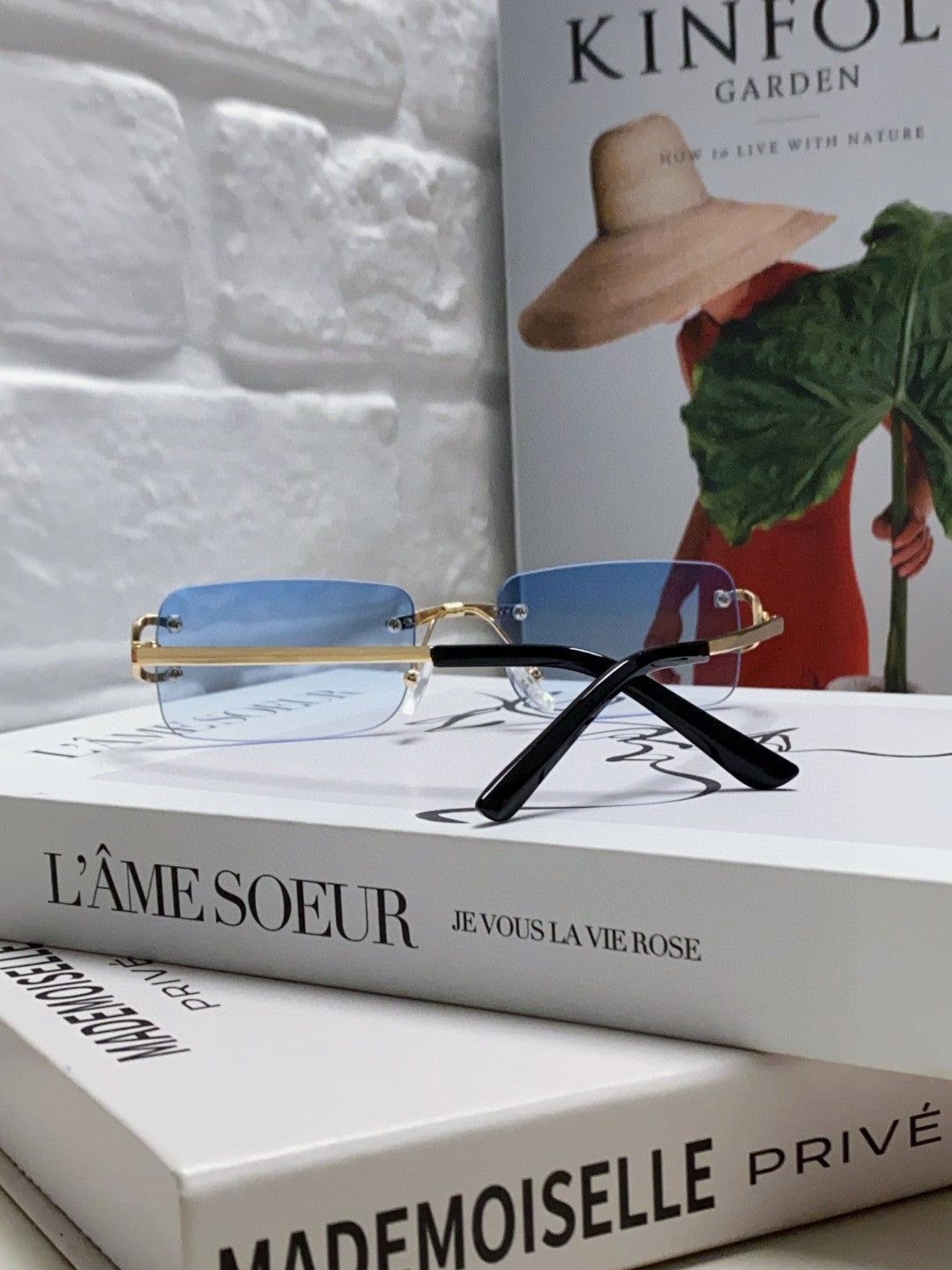 CARTIER 26S RECTANGULAR FRAME IN METAL 443358