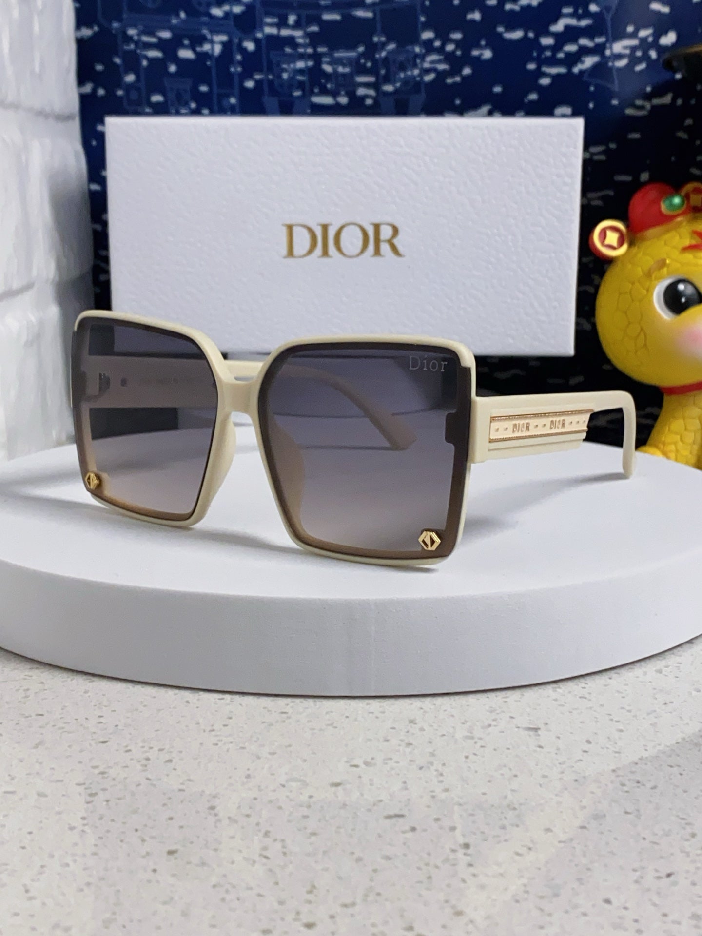 DIOR 26S SQUARE FRAME IN ACETATE 406557