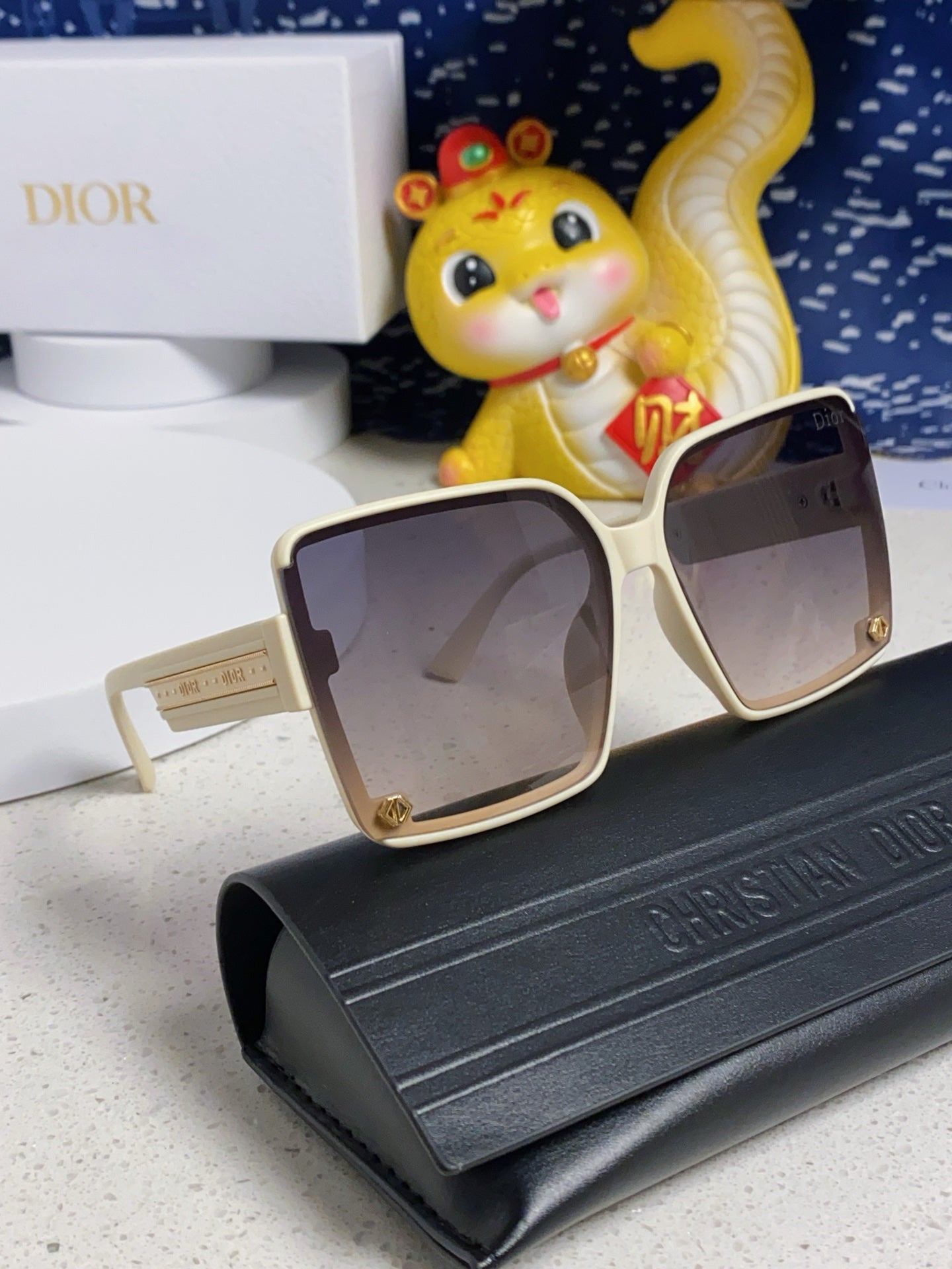 DIOR 26S SQUARE FRAME IN ACETATE 406557