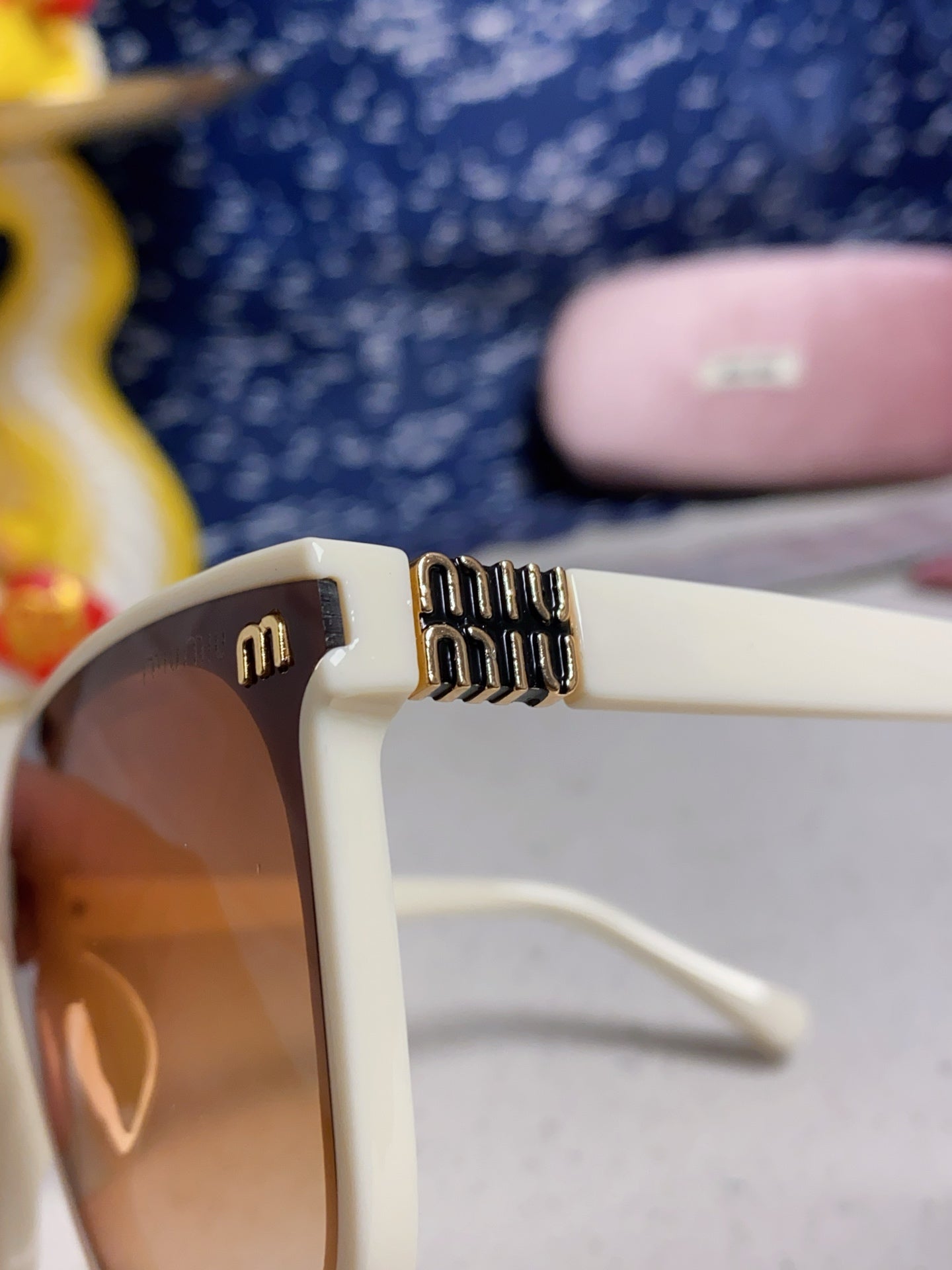 MIUMIU 26S SQUARE FRAME IN ACETATE 438006