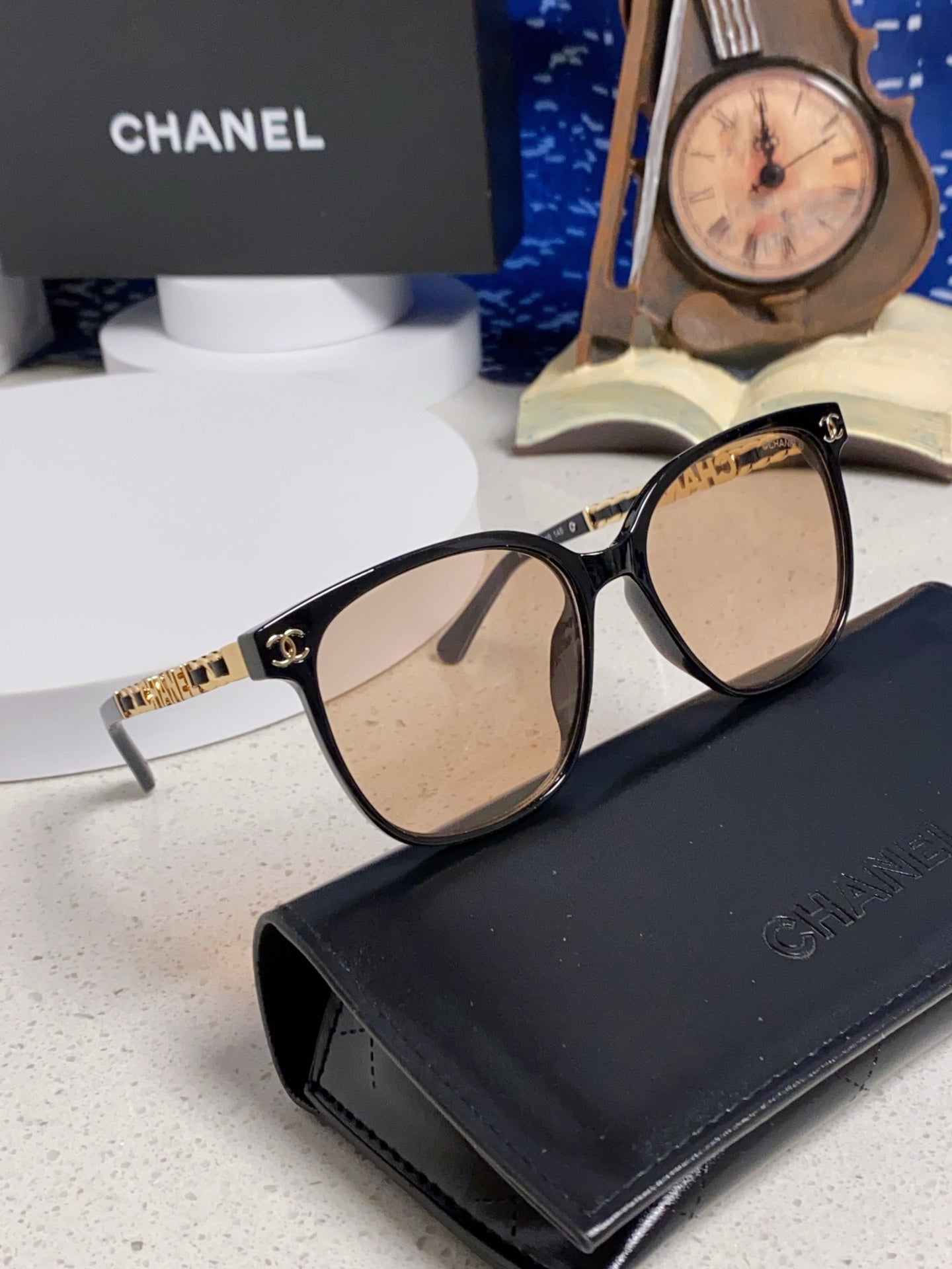 CHANEL 26S SQUARE FRAME IN ACETATE 403121