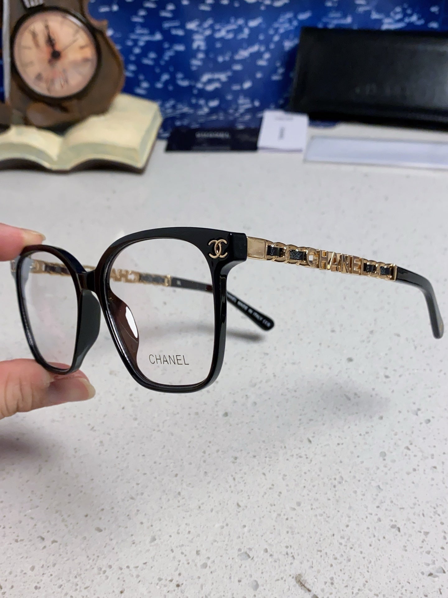 CHANEL 26S SQUARE FRAME IN ACETATE 403123