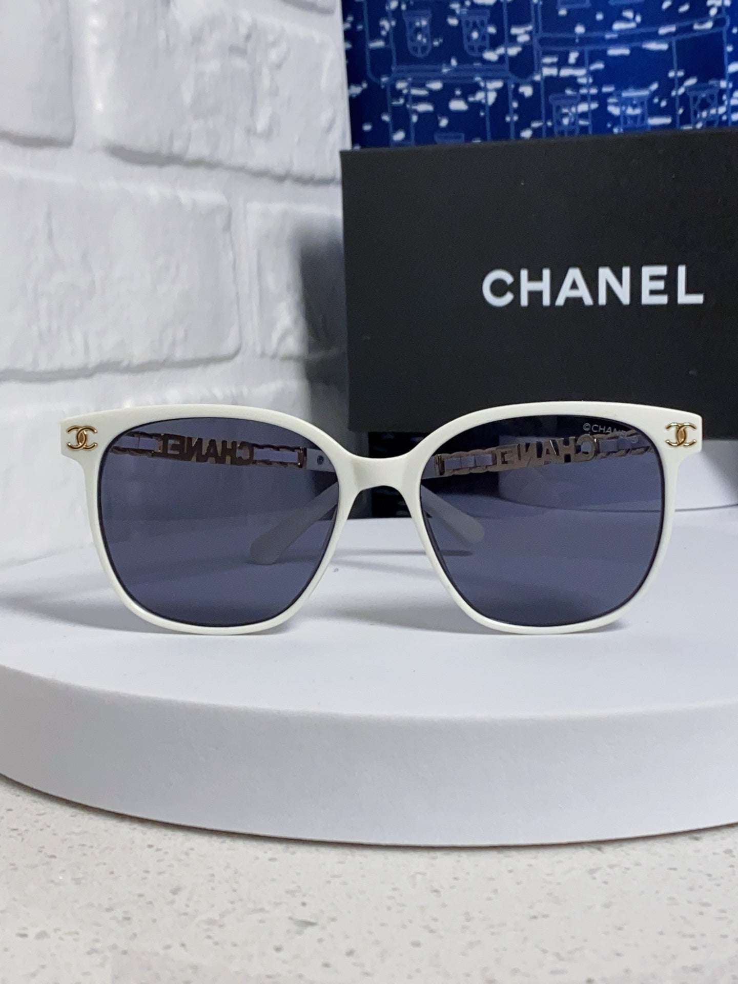 CHANEL 26S SQUARE FRAME IN ACETATE 403124