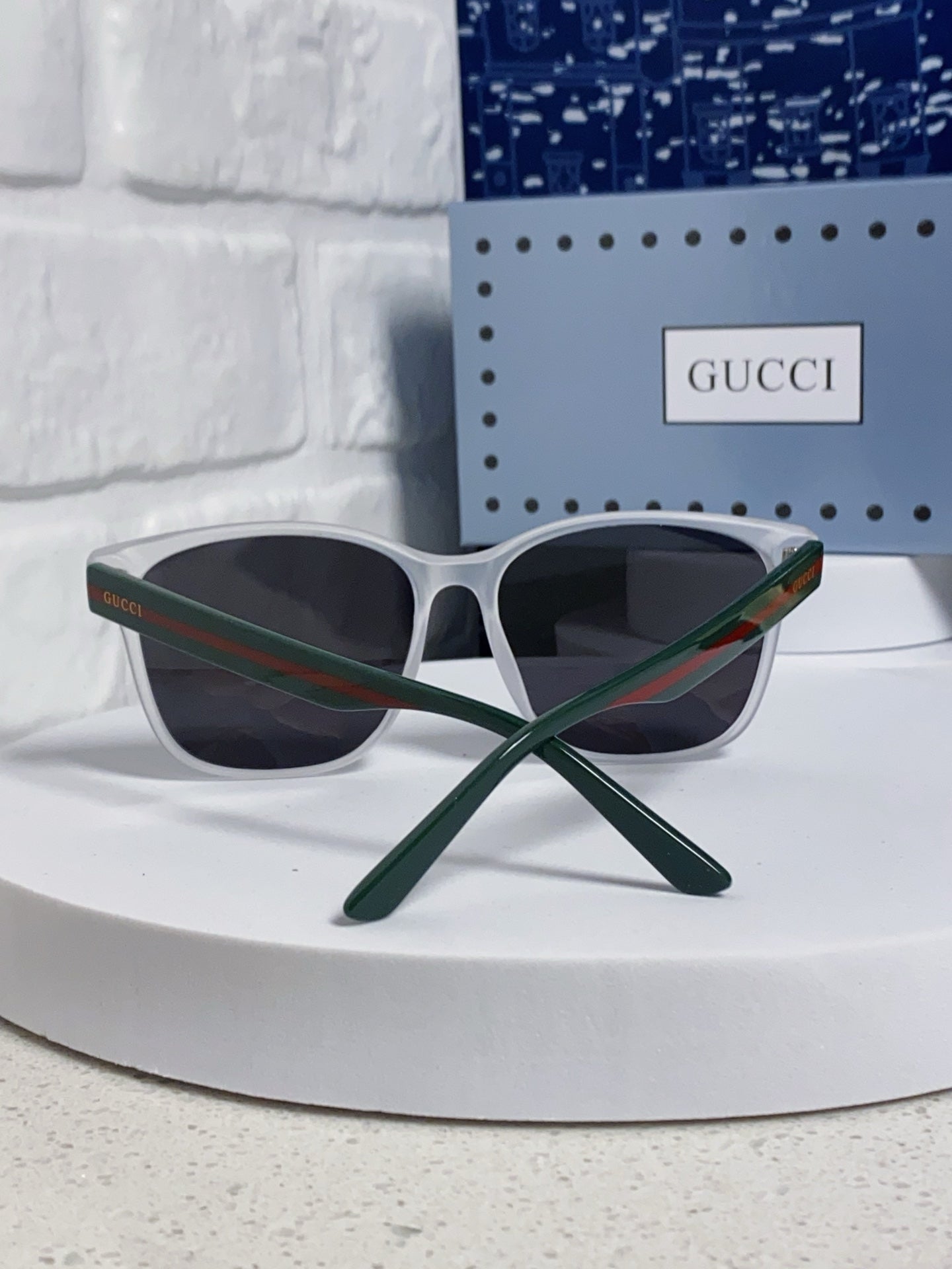 GUCCI 26S SQUARE FRAME IN ACETATE 424598