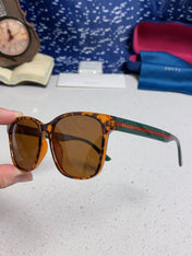 GUCCI 26S SQUARE FRAME IN ACETATE 424599